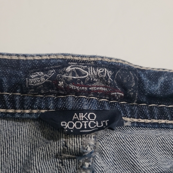 Silver Jeans Aiko Bootcut  Stylish Blue Distressed Women's Jeans Sz.31/33 - Picture 6 of 11